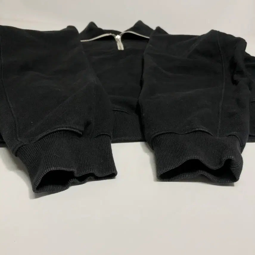 [BUNJANG] Dunst Black Half-Zip Sweatshirt (L) / 던스트 블랙 하프집업 맨투맨 L