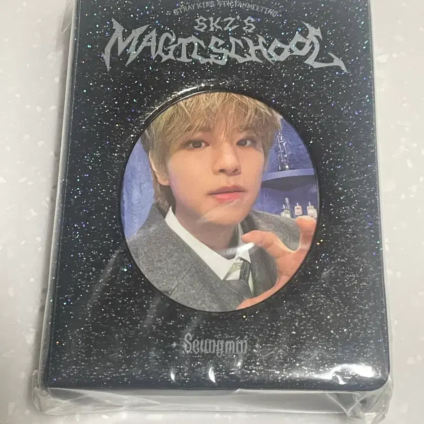 [BUNJANG] Stray Kids Seungmin Magic School Collect Book / 스트레이 키즈 스키즈 매직스쿨 승민 콜렉트 북