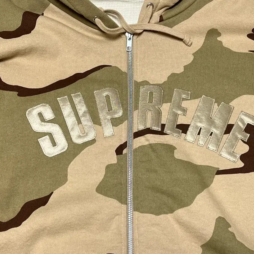 [BUNJANG] Supreme Arc Thermal Lined Zip-Up Hoodie Desert Camo - 24FW / 슈프림 아크 써멀 라인드 집업 후드 스웨트셔츠 데저트 카모 - 24FW