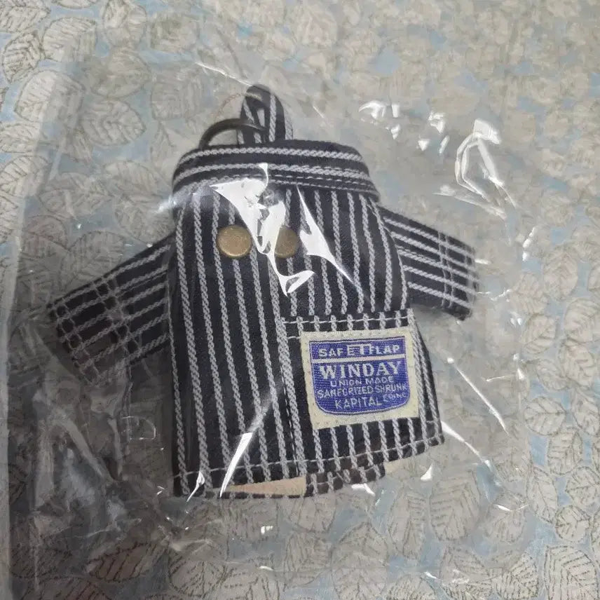 [BUNJANG] Capital Hickory Coverall Keychain / 캐피탈 히코리 커버올 키링