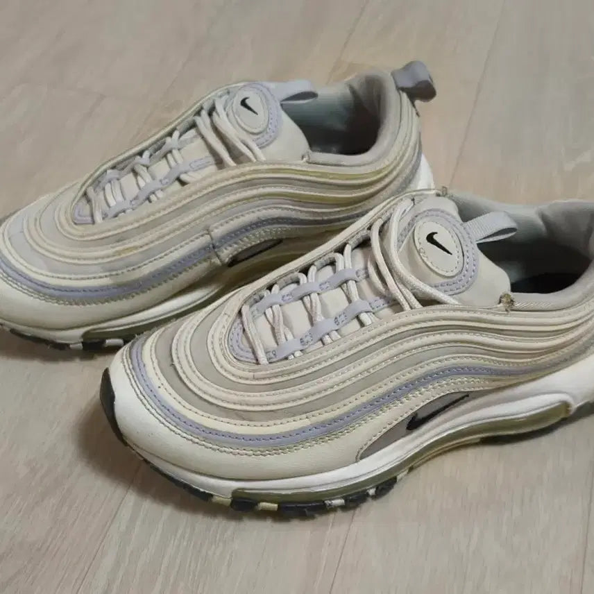 [BUNJANG] Nike Air Max 97 Ghost Sneakers / 나이키 에어맥스97 고스트 235사이즈