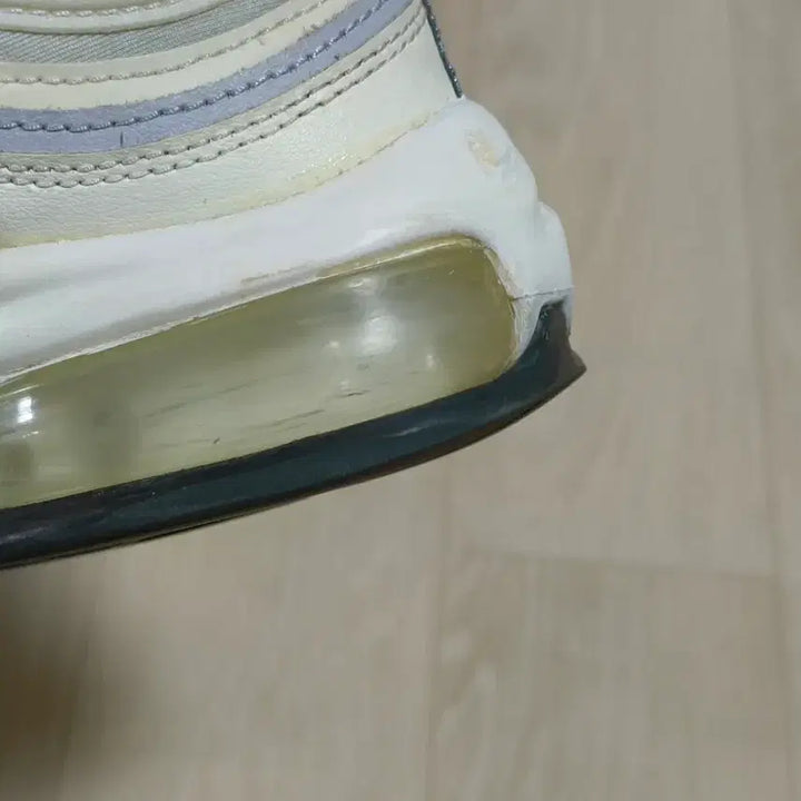 [BUNJANG] Nike Air Max 97 Ghost Sneakers / 나이키 에어맥스97 고스트 235사이즈