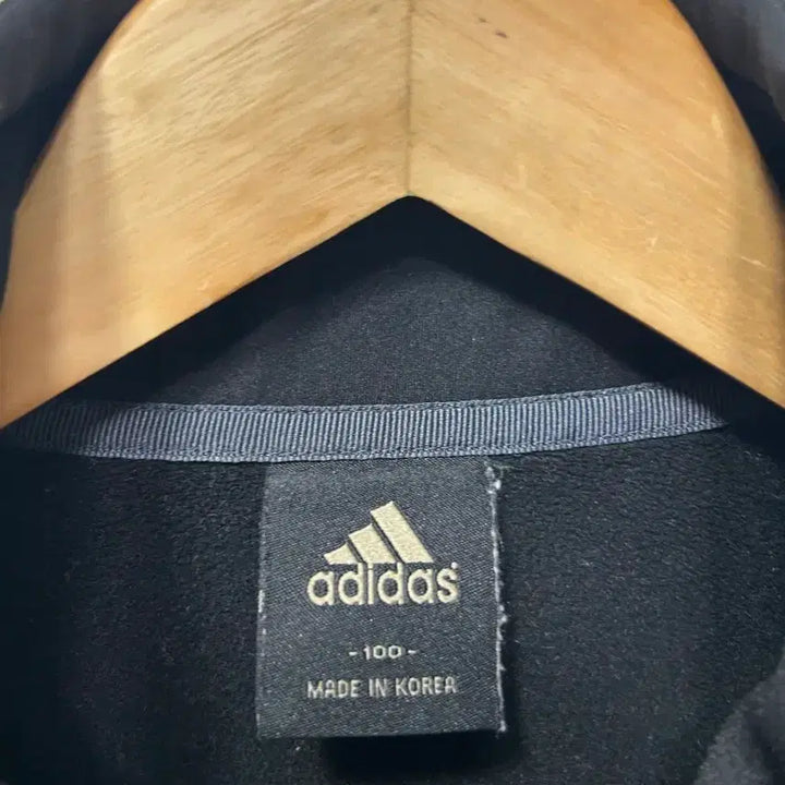 [BUNJANG] Adidas Black Full-Zip Training Jacket (Size 100) / 아디다스 블랙 풀집업 트레이닝 자켓 집업 100사이즈