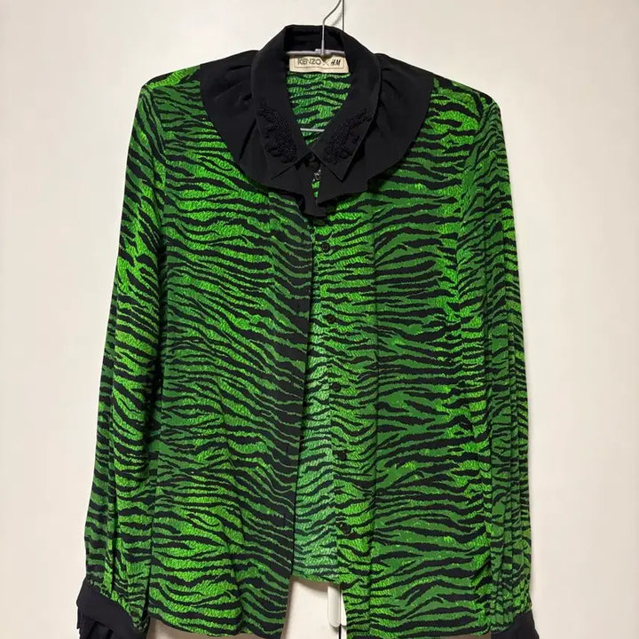 [BUNJANG] KENZO x H&amp;M Green Silk Blouse / 겐조 KENZO x H&amp;M 그린 실크 블라우스