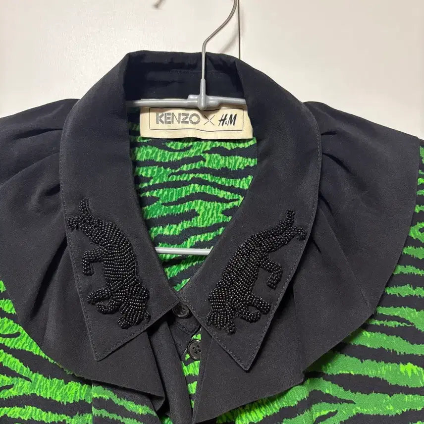[BUNJANG] KENZO x H&amp;M Green Silk Blouse / 겐조 KENZO x H&amp;M 그린 실크 블라우스