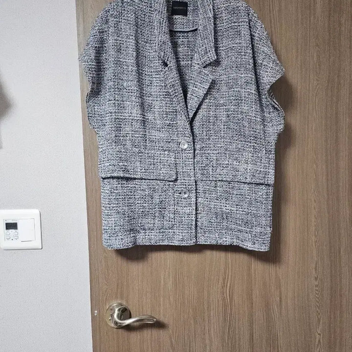 [SOLD OUT] 몽또또 오버핏 트위드 베스트