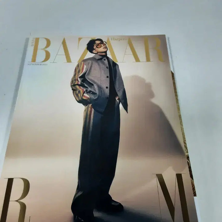 [BUNJANG] BAZAAR RM Magazine Cover 3-Type Set / 바자 BAZAAR 2023년 9월호 RM 커버 3종