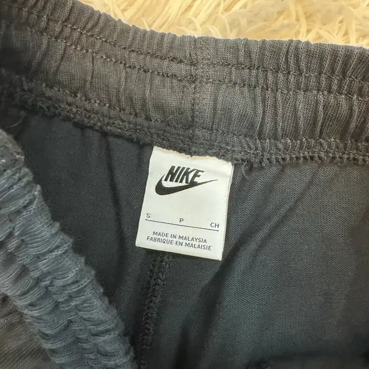 [BUNJANG] Dynafit Gray Training Set + Nike Training Pants / 다이나핏 그레이 셋업+맨투맨 처분합니다