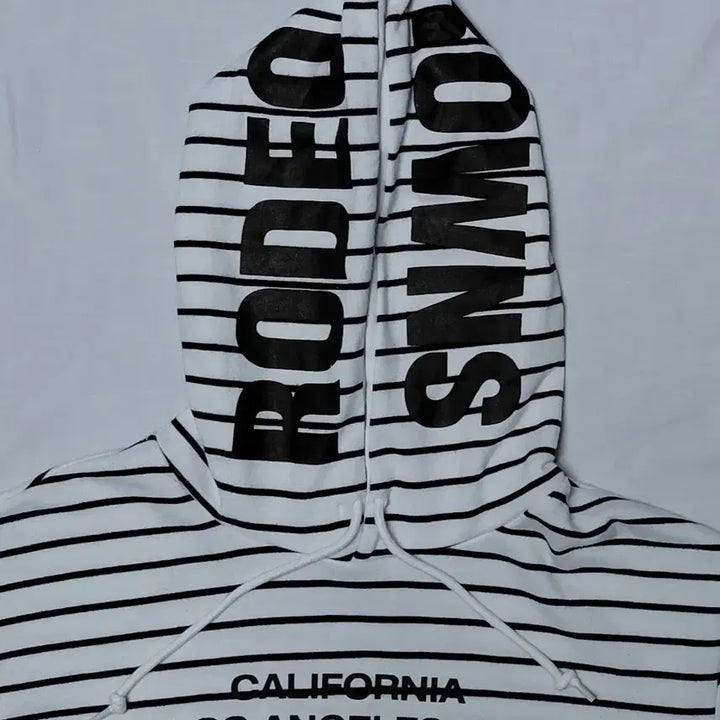 [BUNJANG] Rodeo Crowns RCWB Stripe Hoodie / [FREE] 로데오 크라운즈(RCWB) 스트라이프 후드 티셔츠