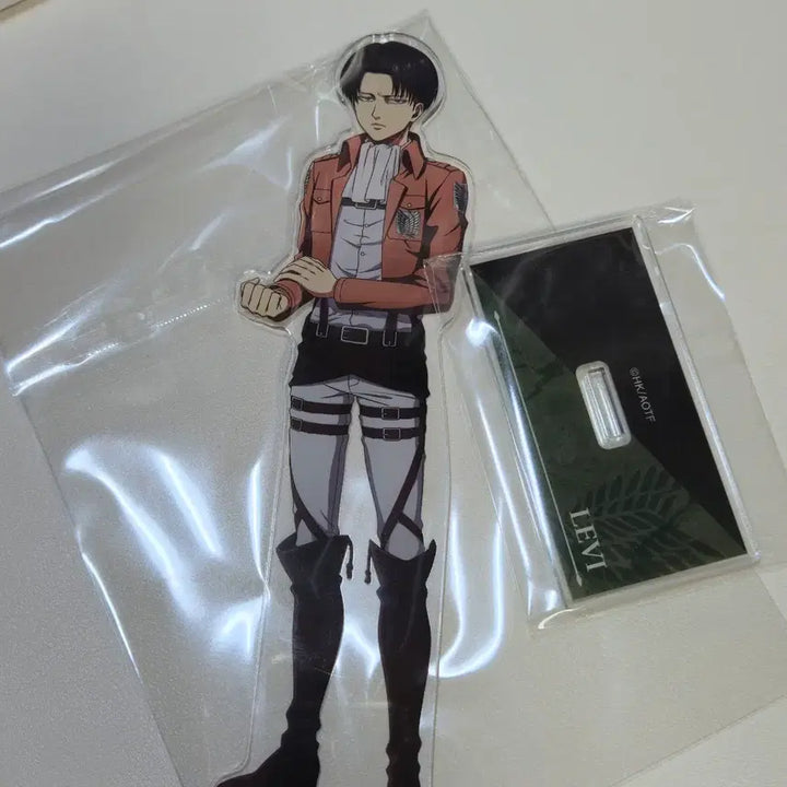 [BUNJANG] Attack on Titan Levi Acrylic Stand / 진격의거인 리바이 아크릴 스탠드