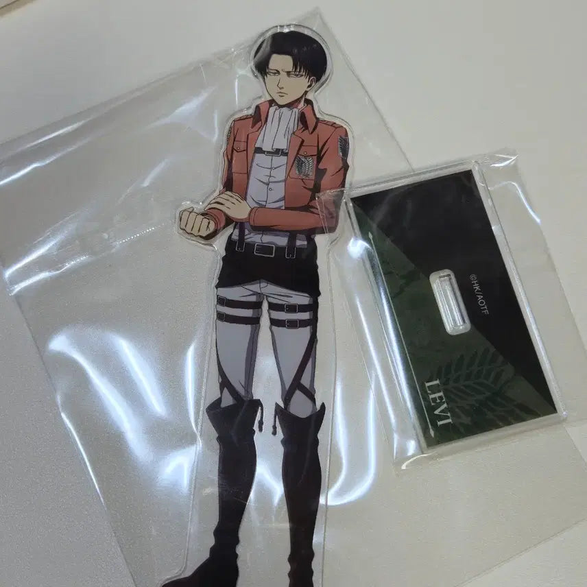 [BUNJANG] Attack on Titan Levi Acrylic Stand / 진격의거인 리바이 아크릴 스탠드