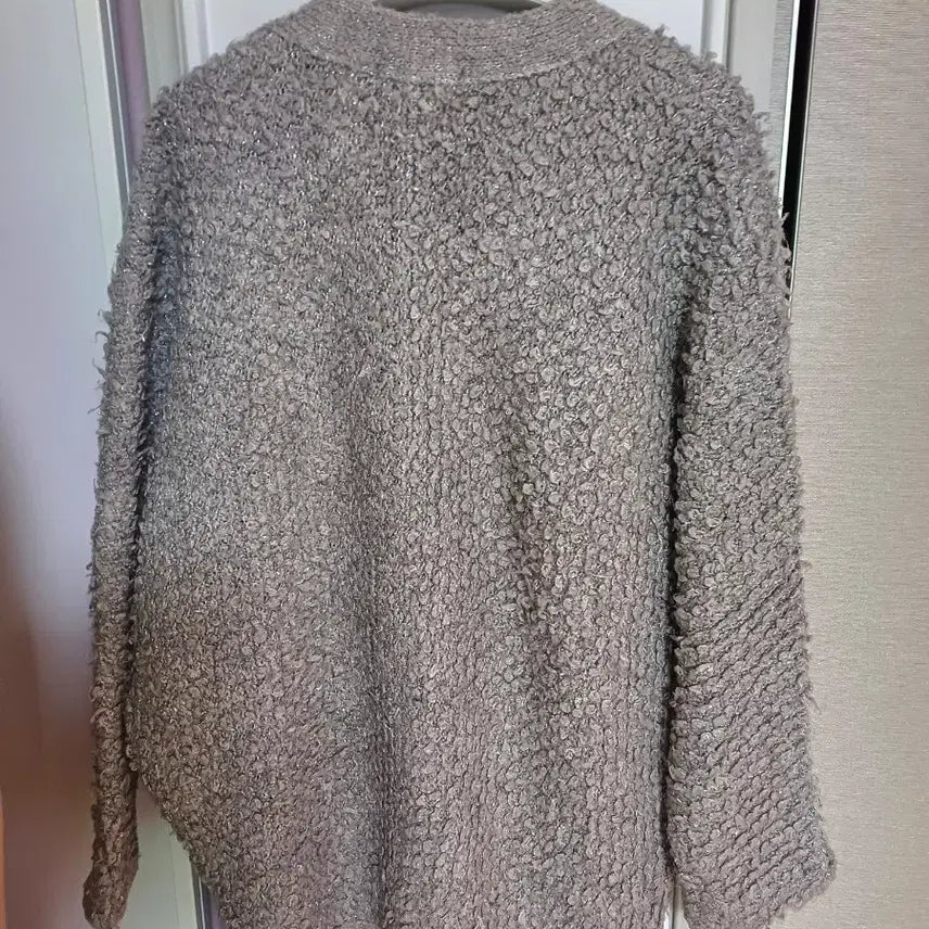 [BUNJANG] ALTR V-neck Loose Fit Cardigan / altr 브이넥 루즈핏 가디건