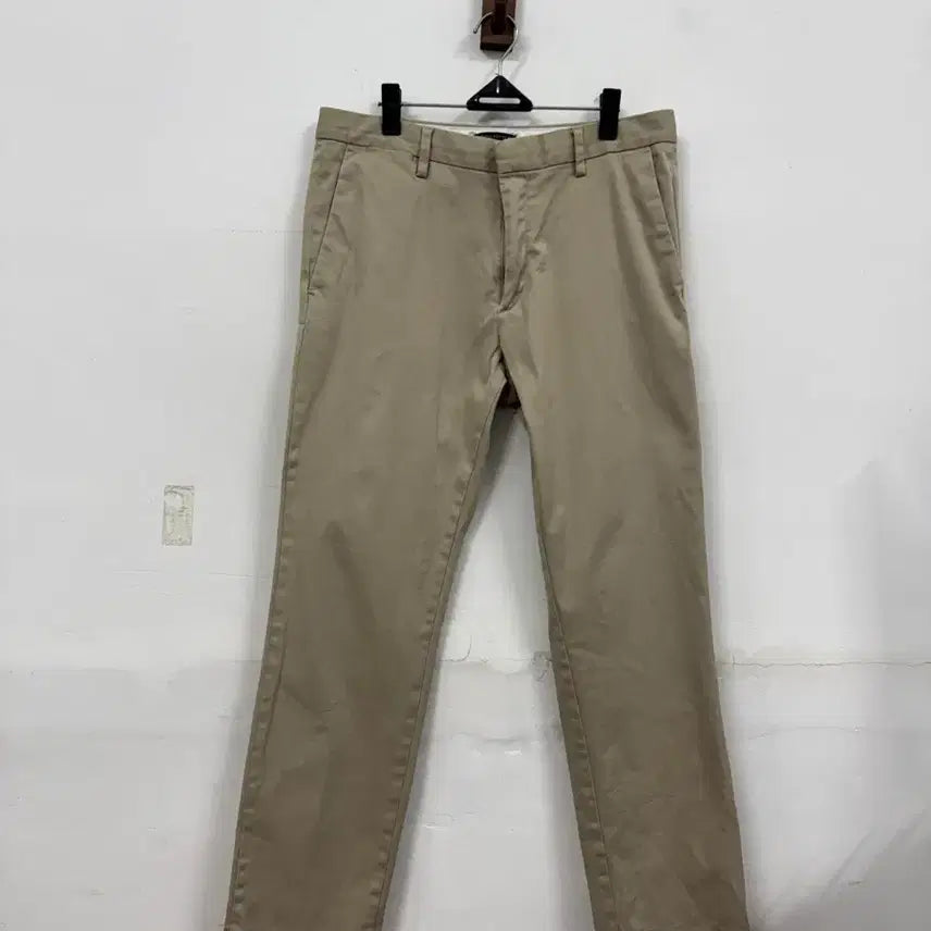 [BUNJANG] Banana Republic Chino Pants / (33)바나나리퍼블릭 치노팬츠