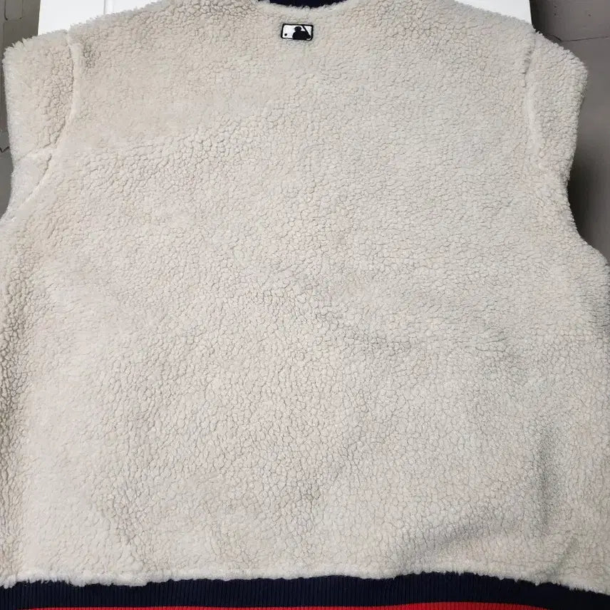 [SOLD OUT] [ XXL ] MLB 뉴욕양키스 보아 후리스 바시티 자켓