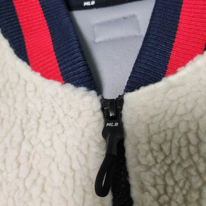 [SOLD OUT] [ XXL ] MLB 뉴욕양키스 보아 후리스 바시티 자켓