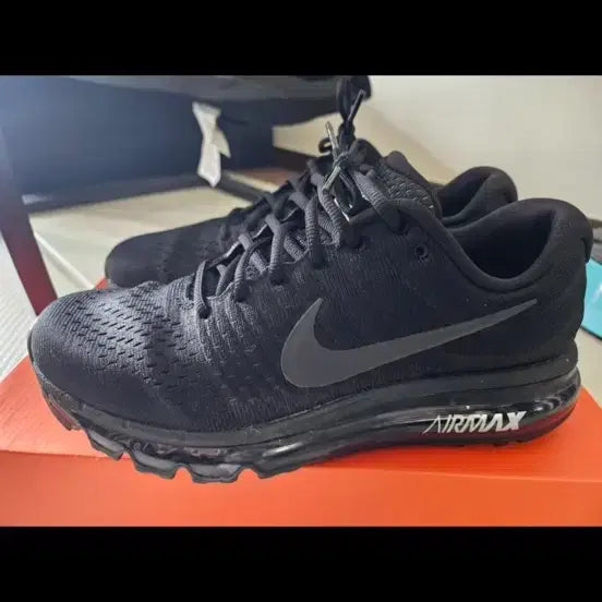[BUNJANG] Nike Air Max 2017 Running Shoes / 나이키 에어맥스 2017 블랙 런닝화