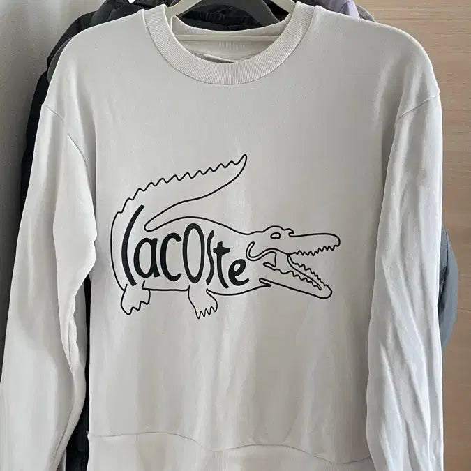 [BUNJANG] Lacoste Big Logo Sweatshirt White Women&