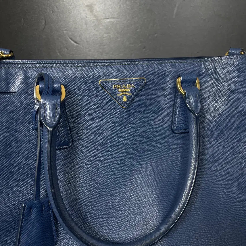 [BUNJANG] PRADA Saffiano Lux 2-Way Bag / PRADA 프라다 사피아노 럭스 2WAY백