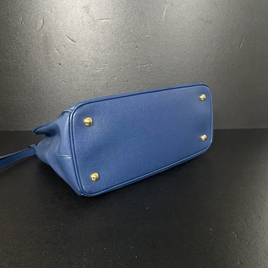 [BUNJANG] PRADA Saffiano Lux 2-Way Bag / PRADA 프라다 사피아노 럭스 2WAY백