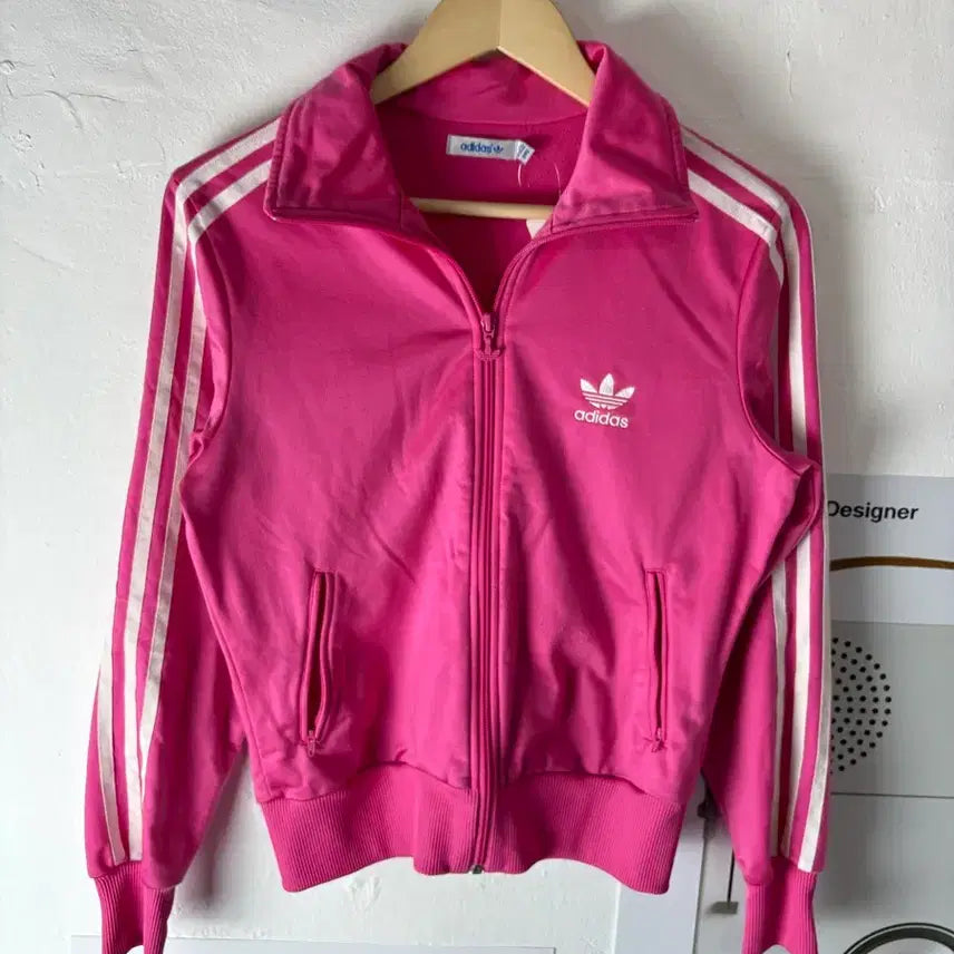 [SOLD OUT] 아디다스 딸기우유 빅로고 유로파 져지