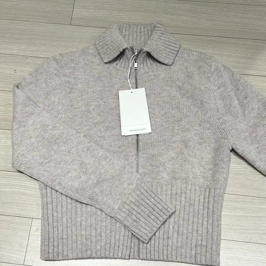 [BUNJANG] COS Cropped Wool Zip-up Cardigan / cos 코스 크롭 울 집업 가디건