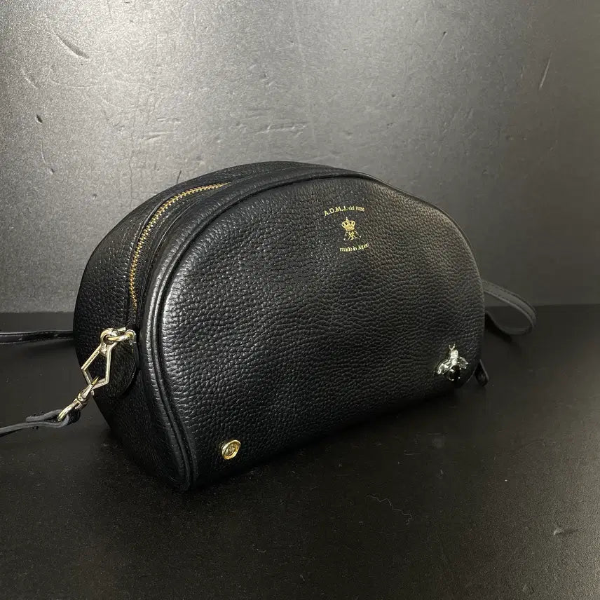 [BUNJANG] A.D.M.J THE BEE Round Accent Black Crossbody Bag / A.D.M.J THE BEE 라운드 악센트 블랙 레이디스 크로스백