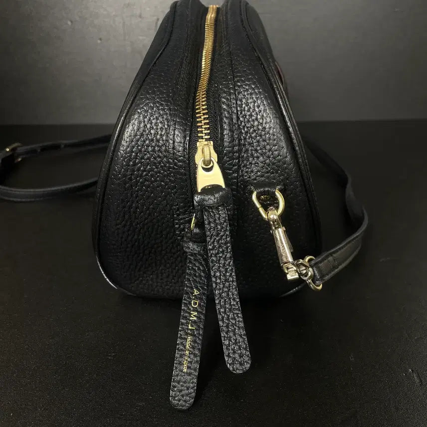 [BUNJANG] A.D.M.J THE BEE Round Accent Black Crossbody Bag / A.D.M.J THE BEE 라운드 악센트 블랙 레이디스 크로스백