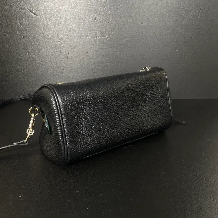 [BUNJANG] A.D.M.J THE BEE Round Accent Black Crossbody Bag / A.D.M.J THE BEE 라운드 악센트 블랙 레이디스 크로스백