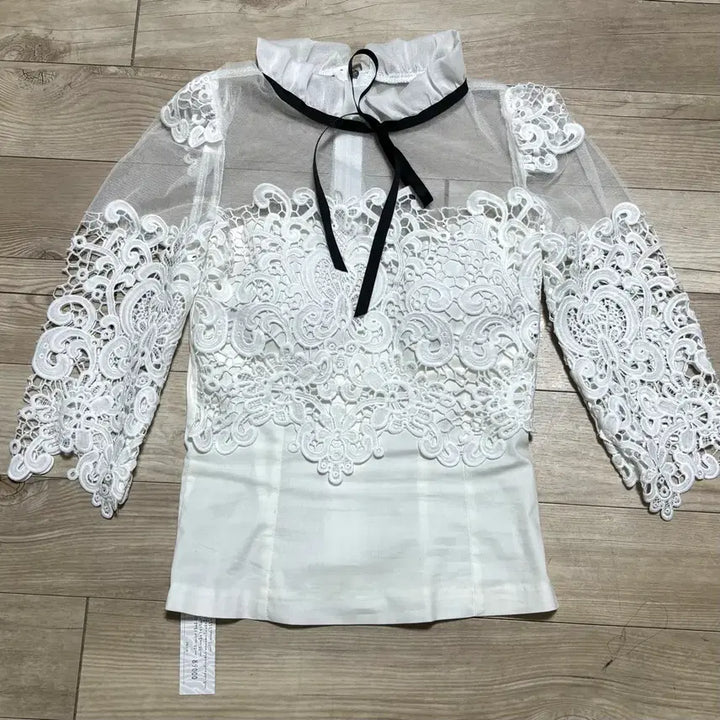 [BUNJANG] Lace See-through Blouse White / 레이스 시스루 블라우스 화이트