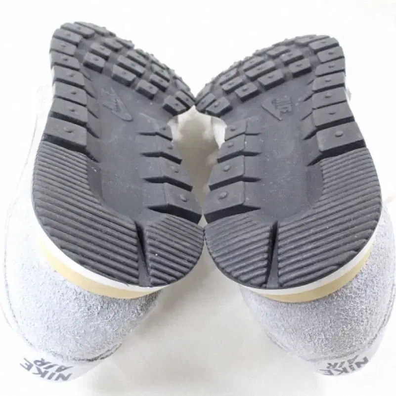 [BUNJANG] Nike Air Pegasus 83 &