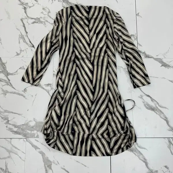 [BUNJANG] Diane von Furstenberg Pattern Wrap Dress / 다이앤 본 퍼스텐버그 패턴 랩 원피스