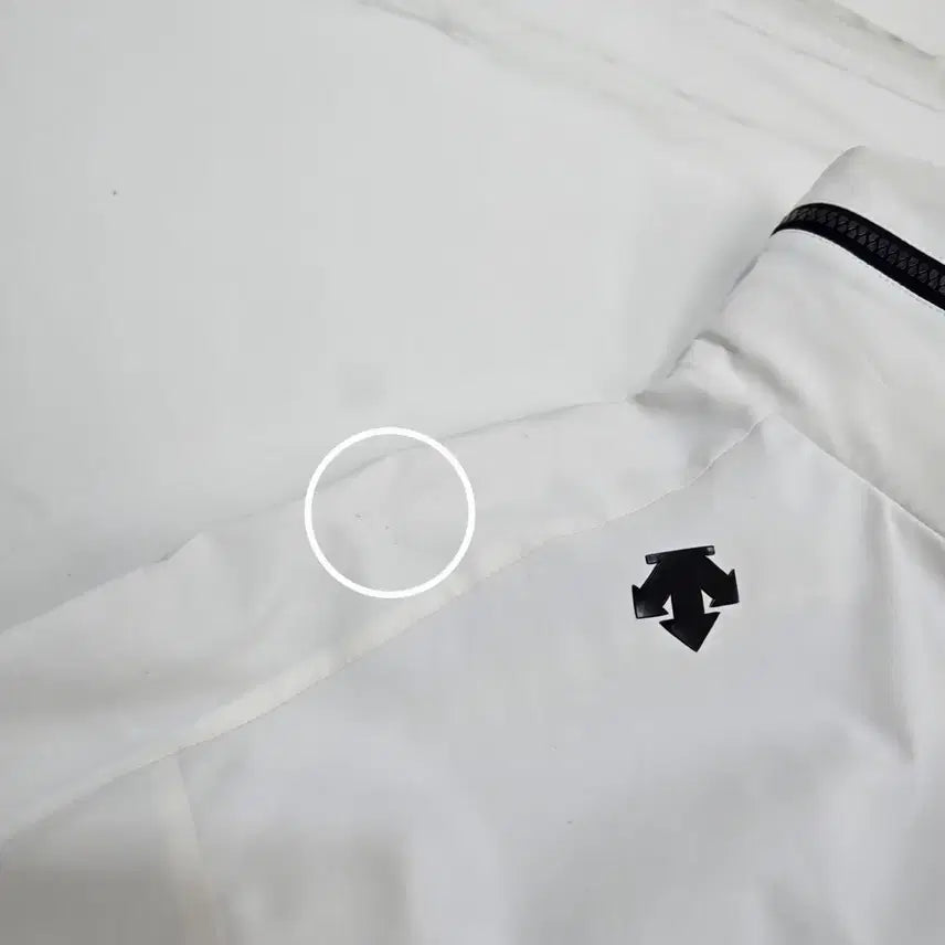 [BUNJANG] Descente Bomber Jacket / 데상트 그라운드  봄버형 자켓