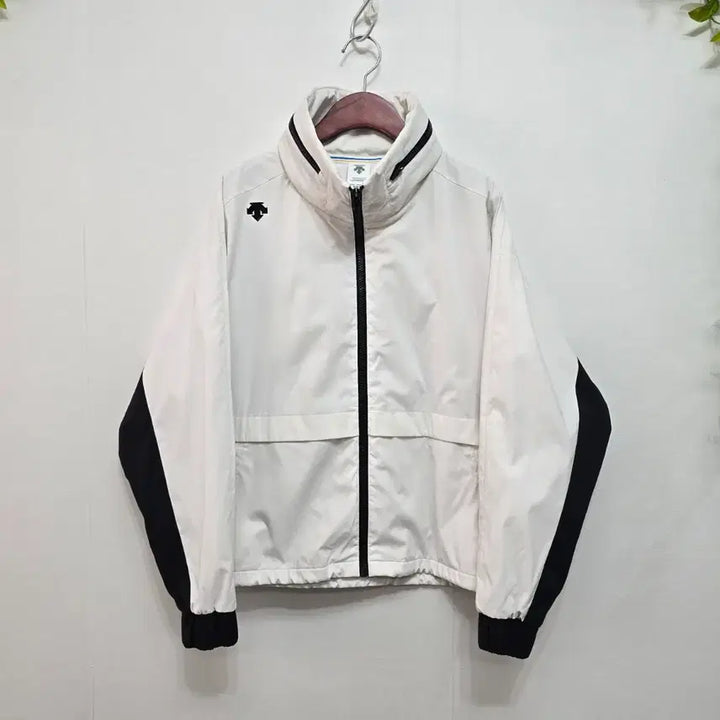 [BUNJANG] Descente Bomber Jacket / 데상트 그라운드  봄버형 자켓