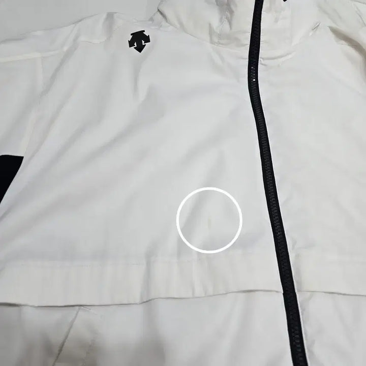 [BUNJANG] Descente Bomber Jacket / 데상트 그라운드  봄버형 자켓