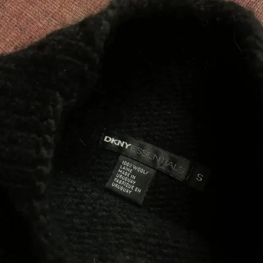 [BUNJANG] DKNY Black Wool Knit Top / [DKNY] 블랙 니트 탑 울100%