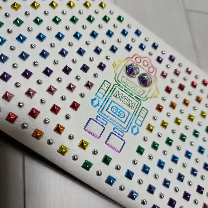 [BUNJANG] MCM Robot Stud Long Wallet / MCM 화이트 로봇 스터드 장지갑