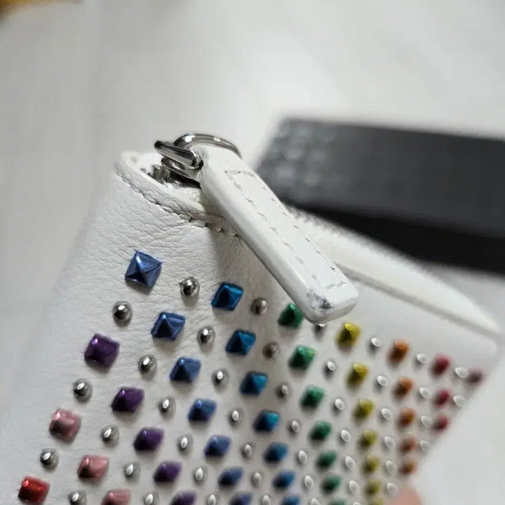 [BUNJANG] MCM Robot Stud Long Wallet / MCM 화이트 로봇 스터드 장지갑