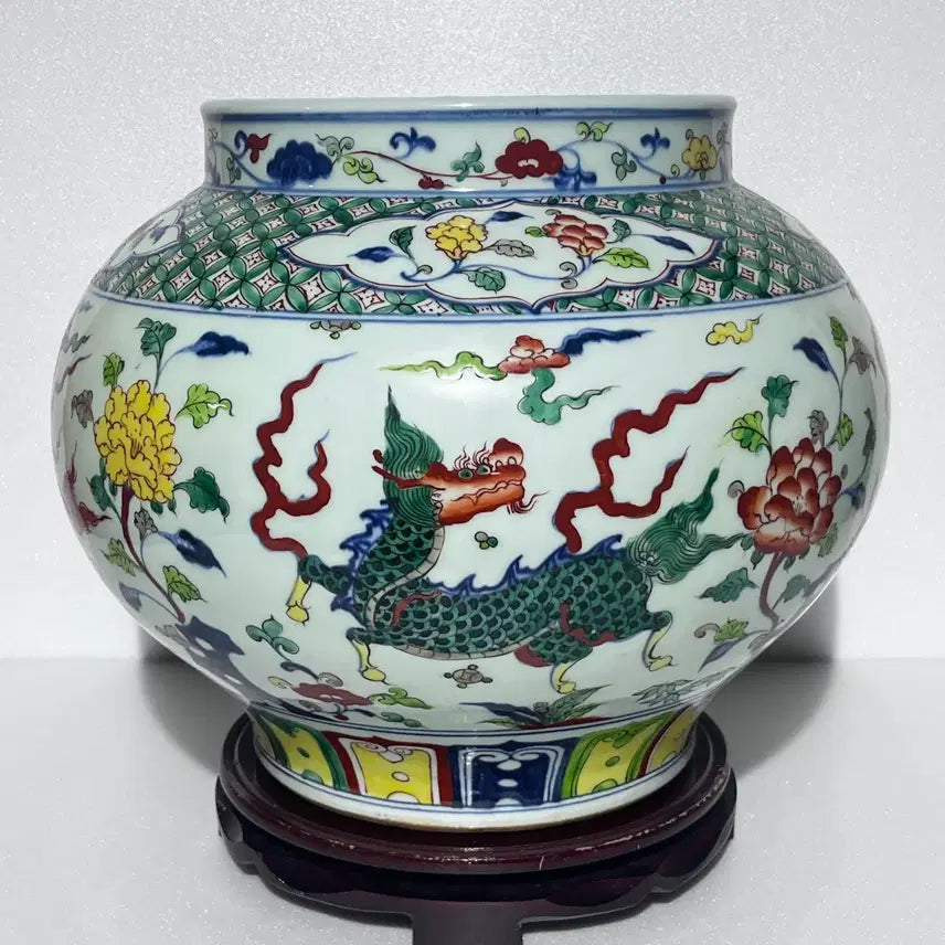 [BUNJANG] Chinese Porcelain Five-Color Kylin Motif Vase / 중국도자기 오채 기린문 호