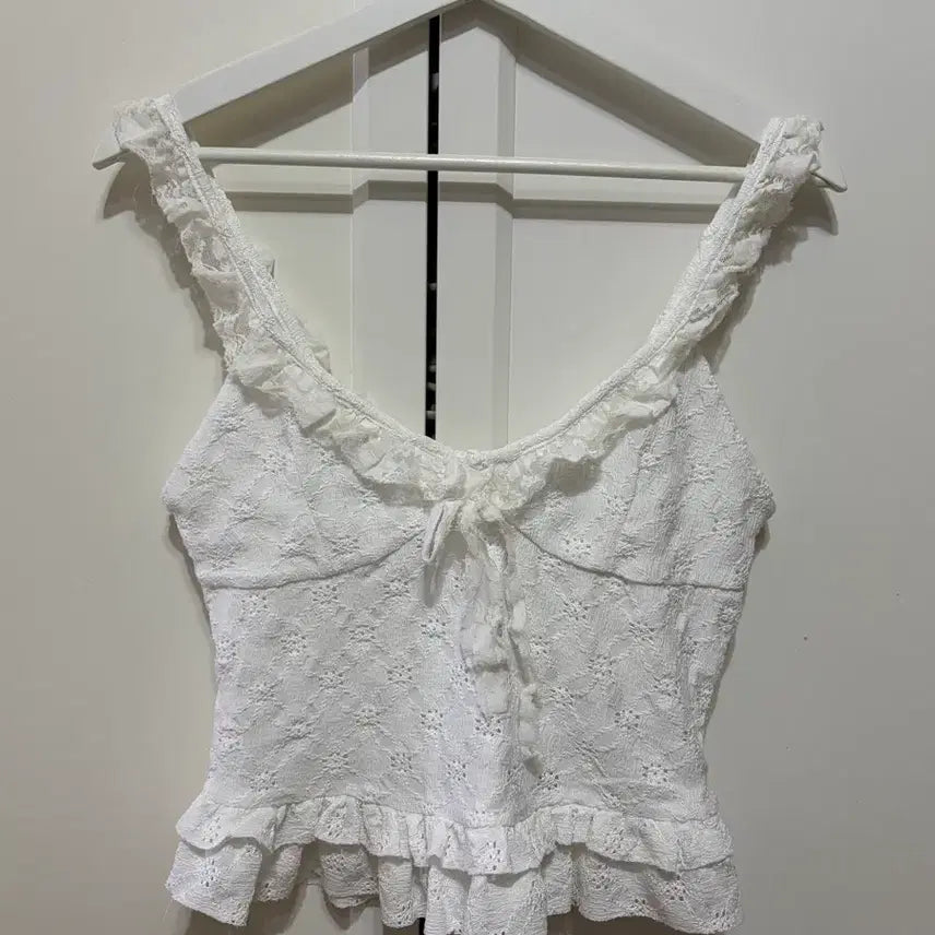 [BUNJANG] ZARA White Lace Ruffle Blouse / 자라 화이트 레이스 프릴 블라우스