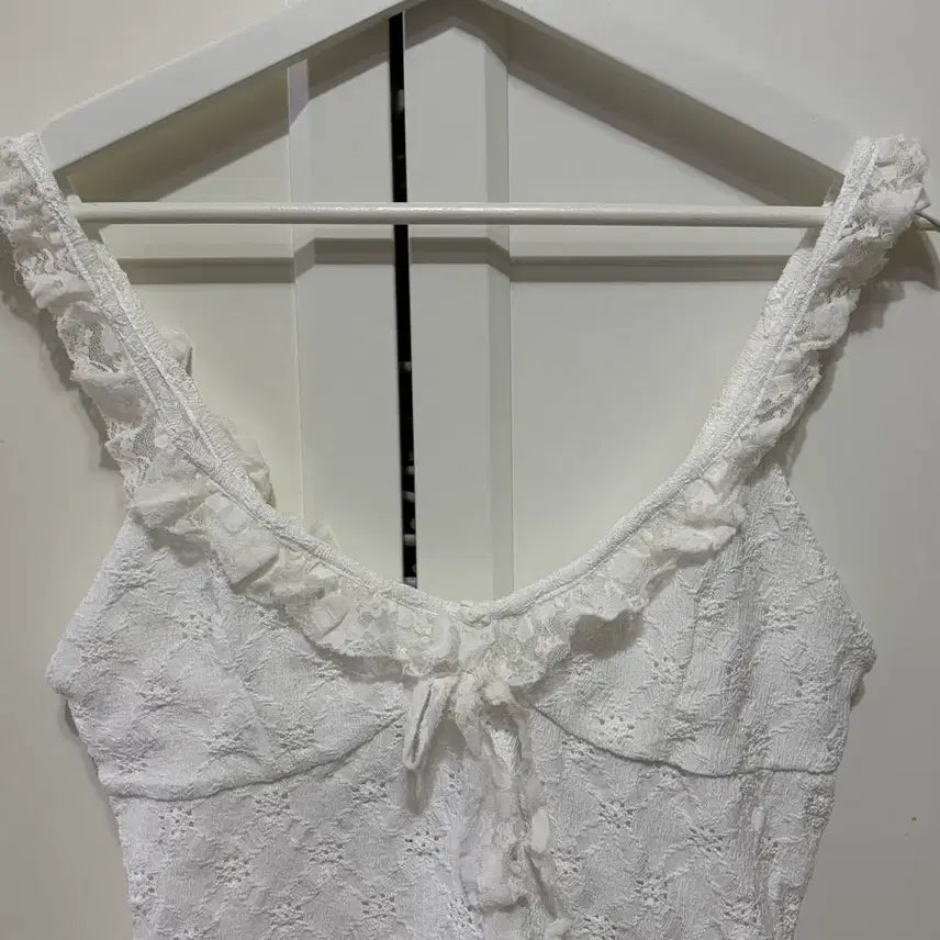 [BUNJANG] ZARA White Lace Ruffle Blouse / 자라 화이트 레이스 프릴 블라우스