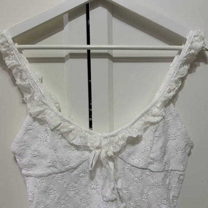 [BUNJANG] ZARA White Lace Ruffle Blouse / 자라 화이트 레이스 프릴 블라우스