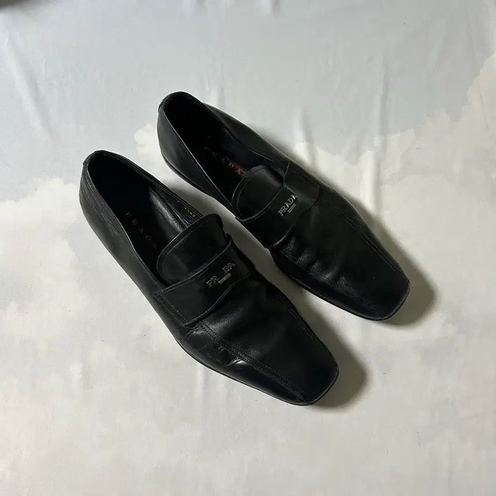 [BUNJANG] Prada Sports Loafers Shoes / Prada sports loafers shoes