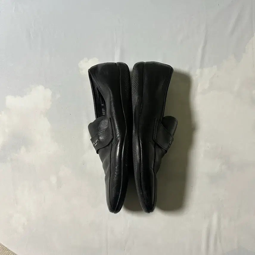 [BUNJANG] Prada Sports Loafers Shoes / Prada sports loafers shoes