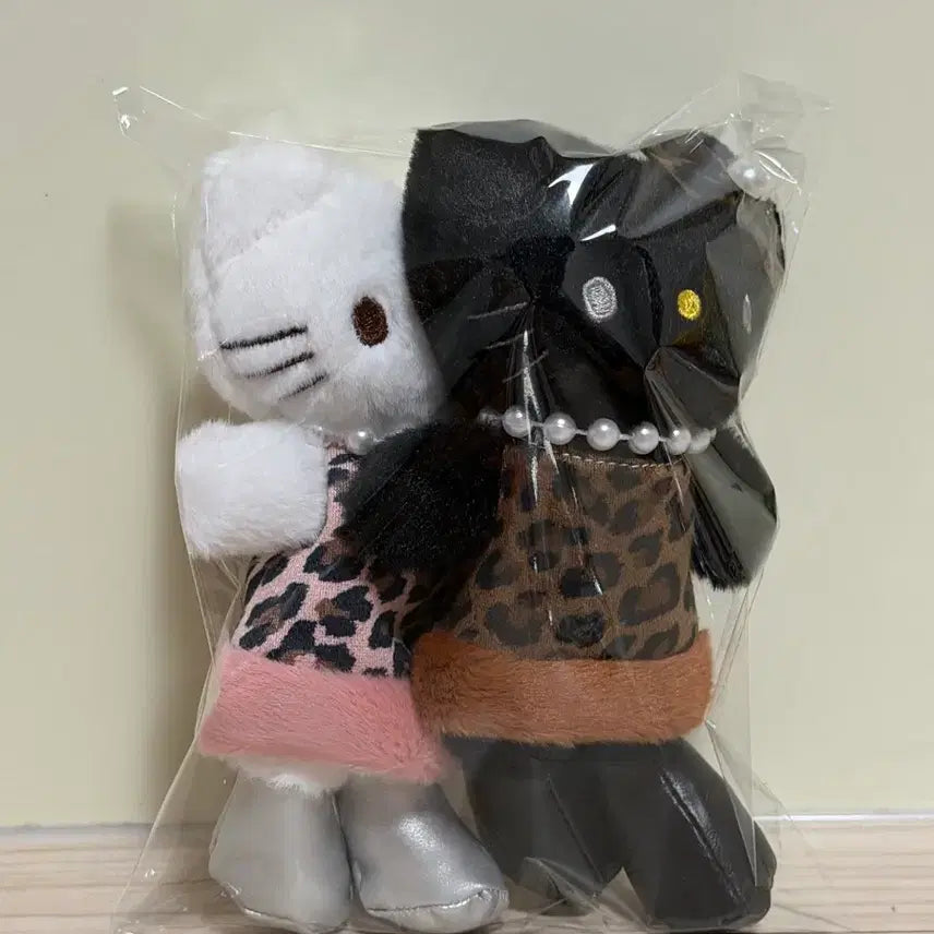 [BUNJANG] Hello Kitty Leopard Print Dress Keyring Bundle Set / [일괄] 롱다리 키티 호피 원피스 인형 키링 세트