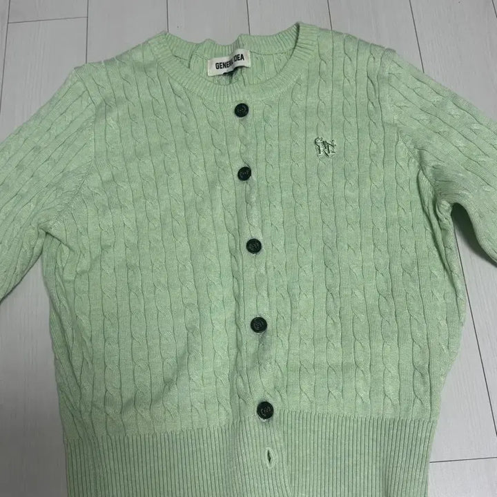 [SOLD OUT] 제너럴아이디어 에센셜 케이블 가디건 M