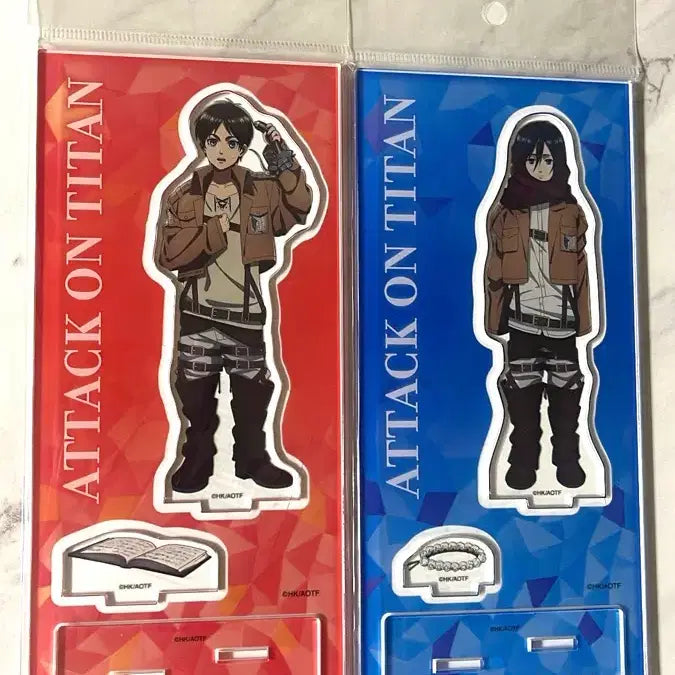 [BUNJANG] Attack on Titan Eren &amp; Mikasa Acrylic Stand Bundle Set / 진격의 거인 치비 어린 시절 아크릴스탠드 에렌 미카사 일괄
