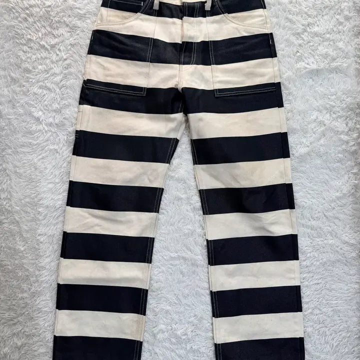 [BUNJANG] BOB DONG Stripe Cotton Pants / 본동 검/흰 스트라이프 면바지