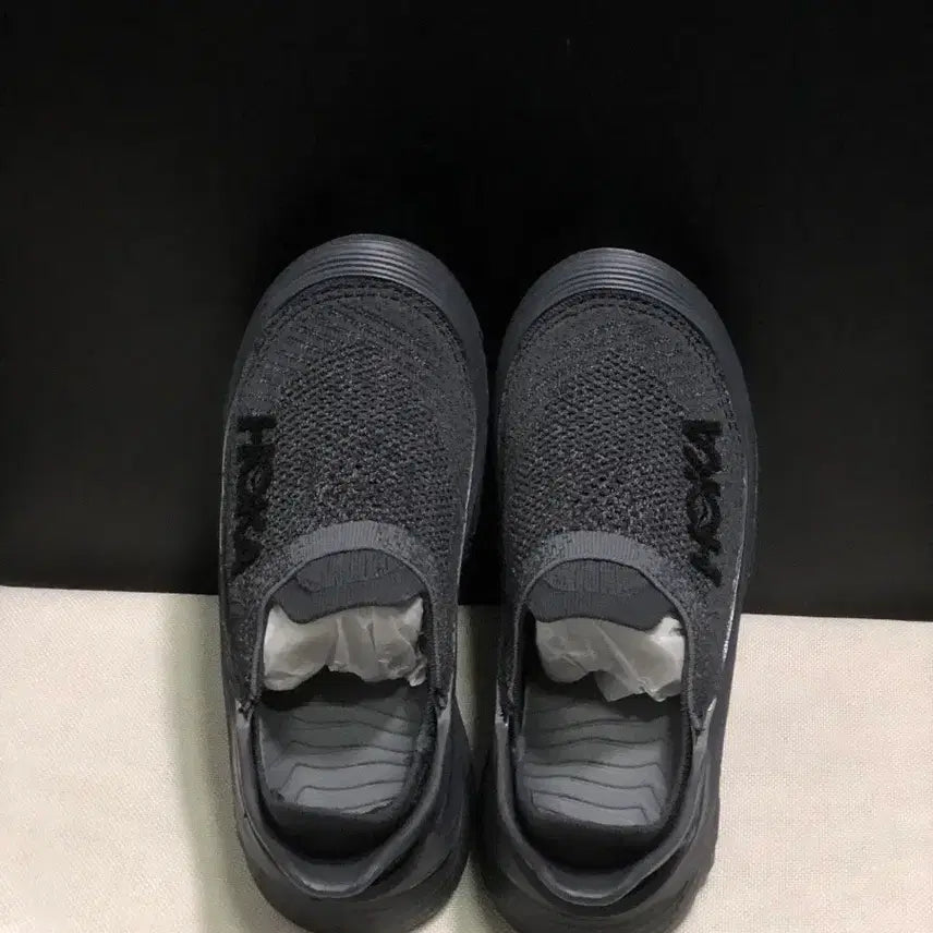 [BUNJANG] Hoka Restore TC All Black Sneakers / 호카 리스토어 TC 올블랙