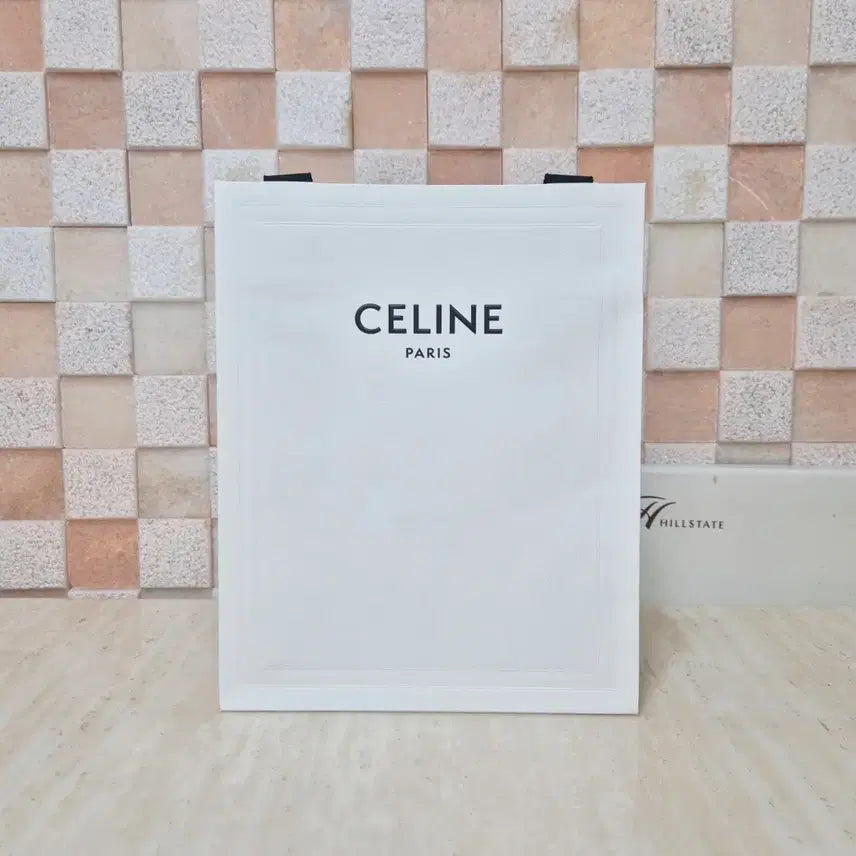 [BUNJANG] Celine Packaging Set / [백화점정품]셀린느 박스+쇼핑백+리본 풀구성품,셀린느 쇼핑백,셀린느 지갑
