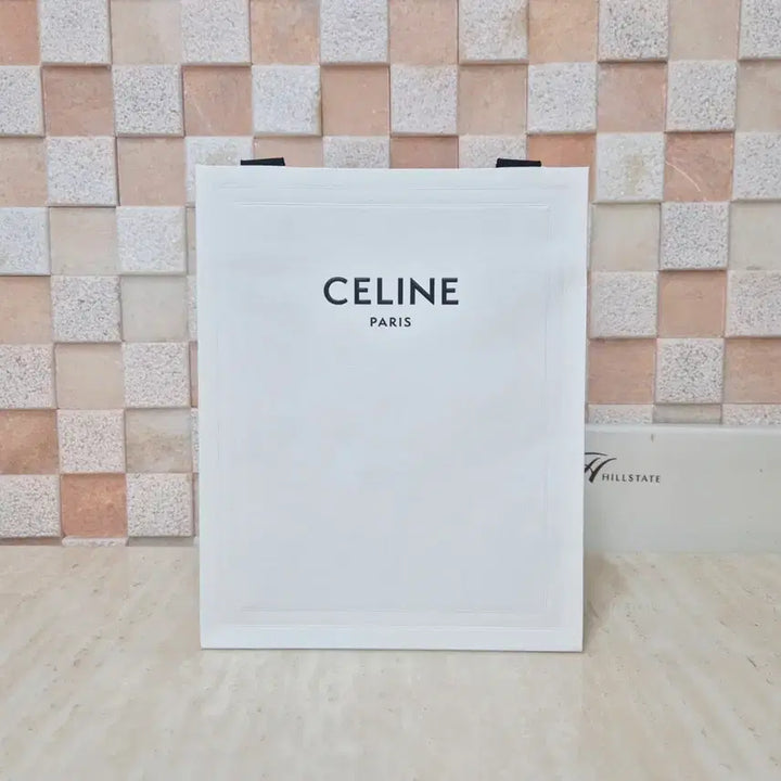 [BUNJANG] Celine Packaging Set / [백화점정품]셀린느 박스+쇼핑백+리본 풀구성품,셀린느 쇼핑백,셀린느 지갑